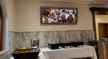 20221217 5 Weihnachtsfeier Buffet
2400