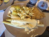 20250522 Spargelessen1
1200